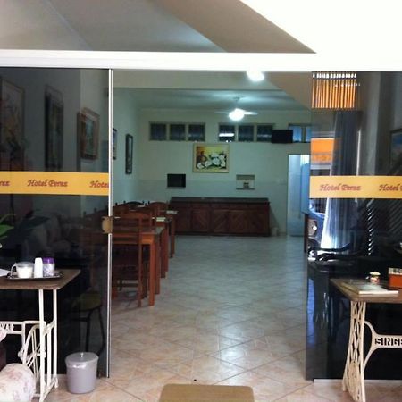 Hotel Perez Pouso Alegre Esterno foto
