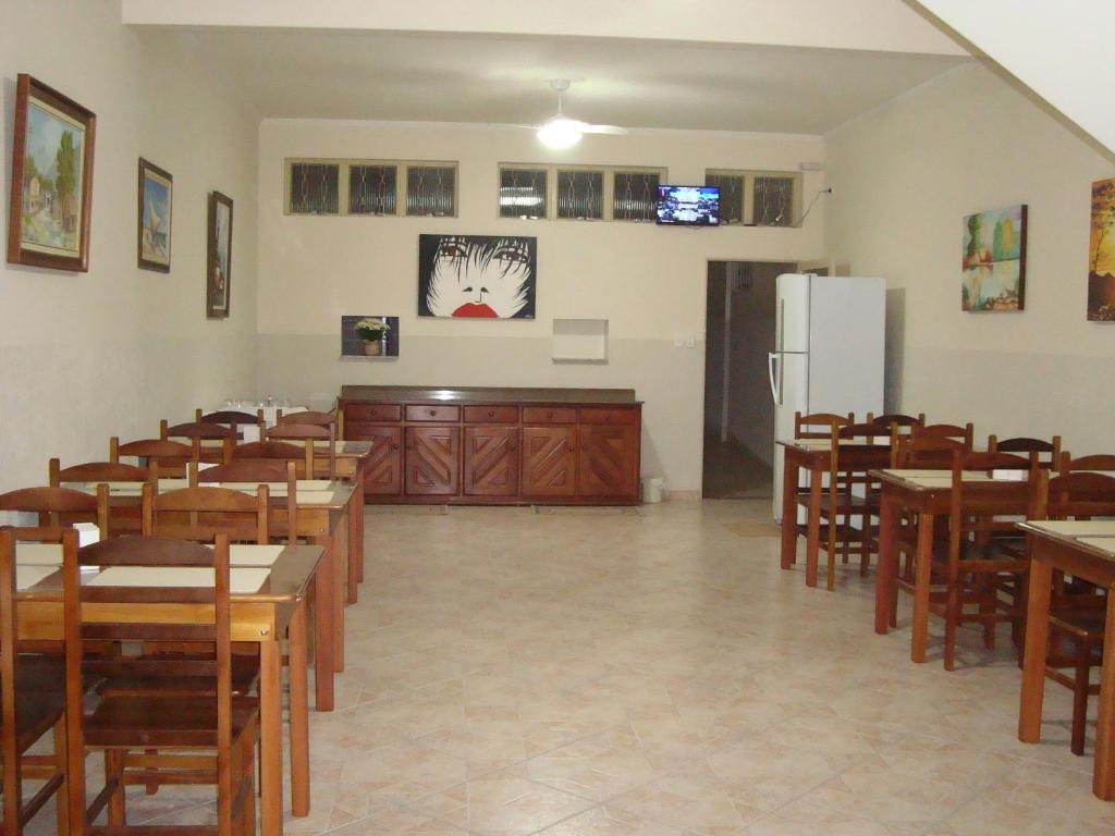 Hotel Perez Pouso Alegre Esterno foto