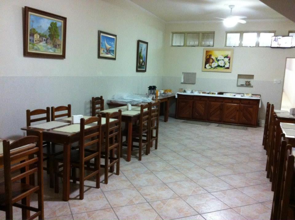 Hotel Perez Pouso Alegre Esterno foto
