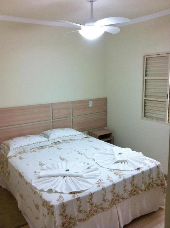 Hotel Perez Pouso Alegre Esterno foto